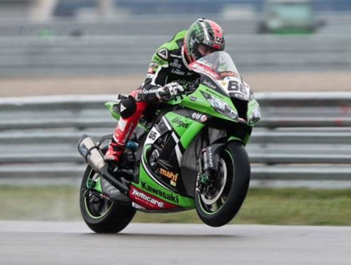 Superbike Sykes è il più veloce nelle prove sotto la pioggia di Assen