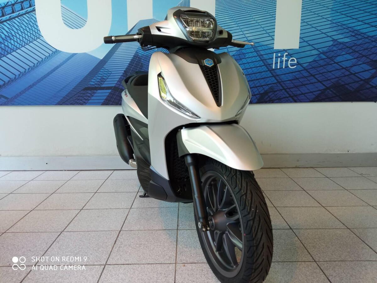 Vendo Piaggio Beverly S Abs Asr Nuova A Milano Codice