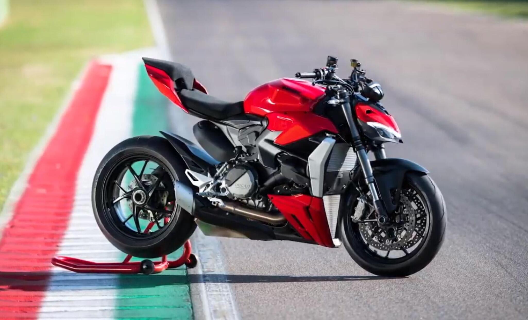 Ducati Streetfighter V2 2022 24 Prezzo E Scheda Tecnica Moto It