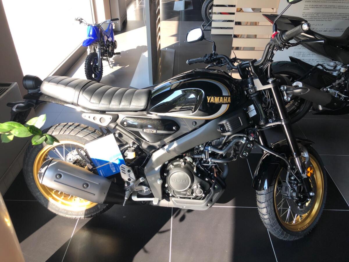 Vendo Yamaha XSR 125 Legacy 2022 24 Nuova A Saronno Codice 8991654