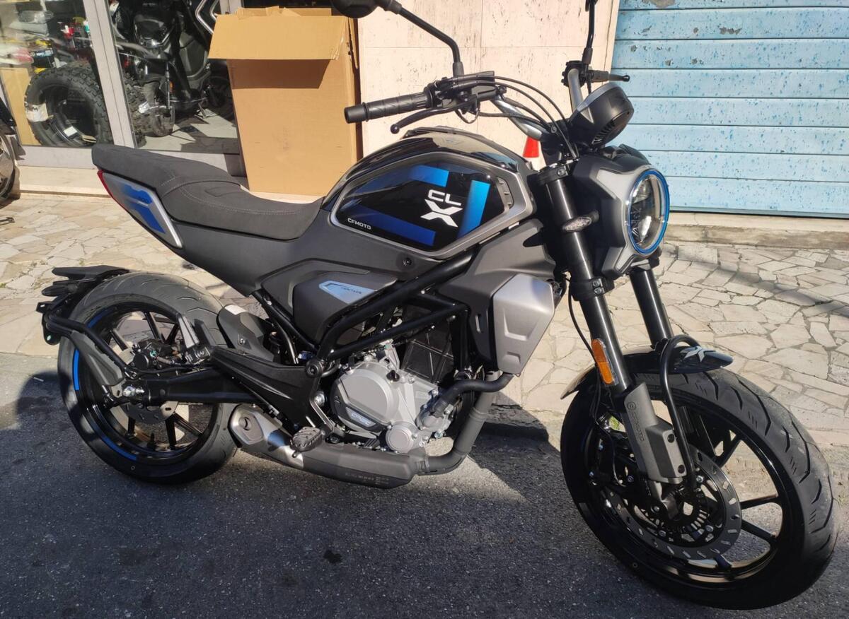 Vendo CFMOTO 300CL X Heritage 2023 24 Nuova A Lavagna Codice