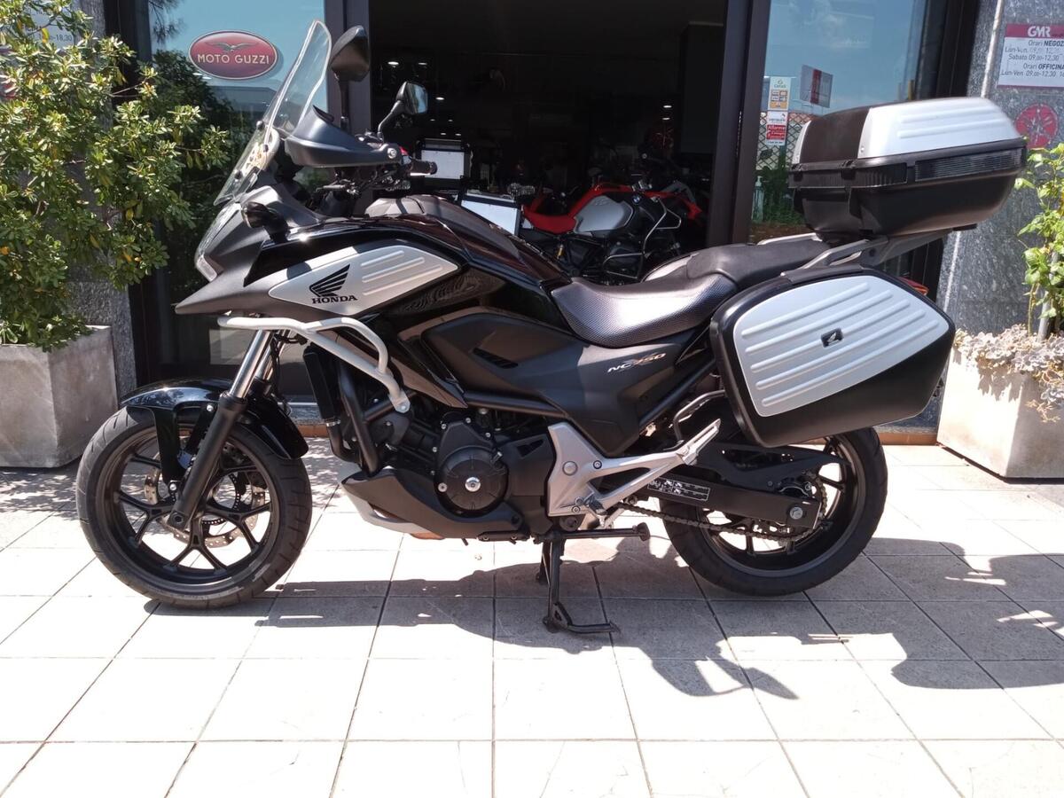 Vendo Honda NC 750 X Travel Edition DCT ABS 2014 15 Usata A