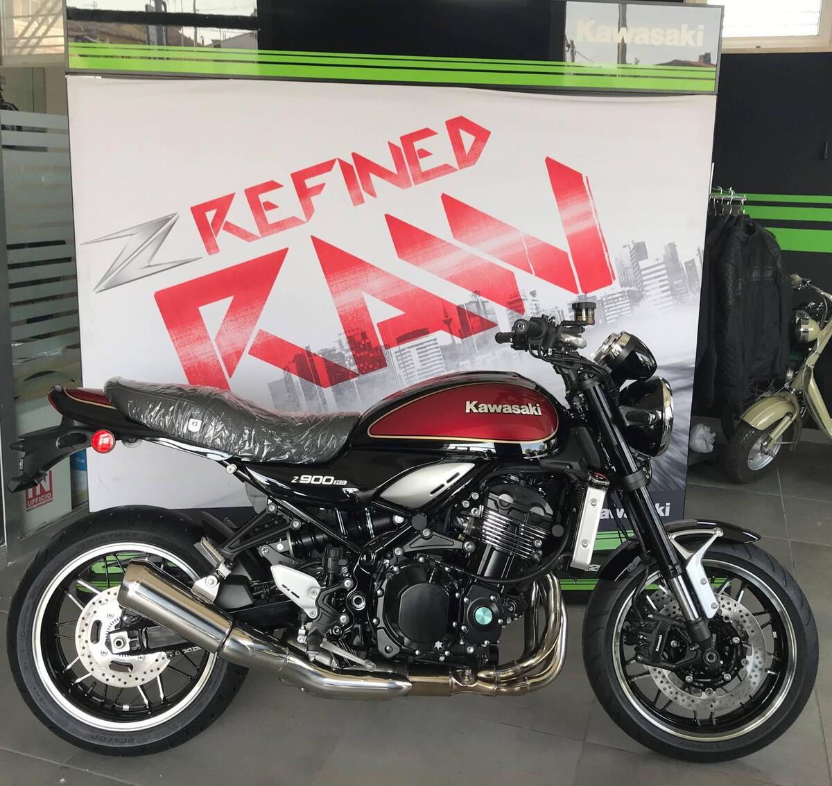 Vendo Kawasaki Z 900 RS 2022 24 Nuova A Capua Codice 9199305