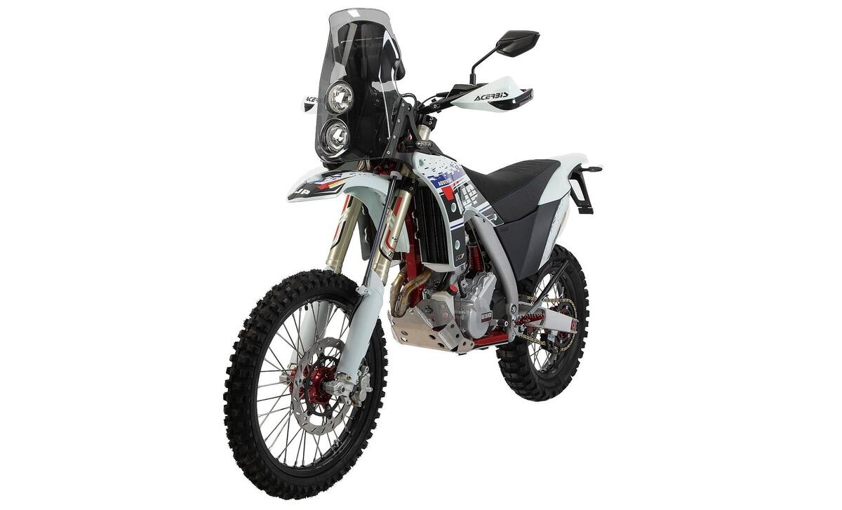 AJP PR7 650 Adventure Catalogo E Listino Prezzi Moto It