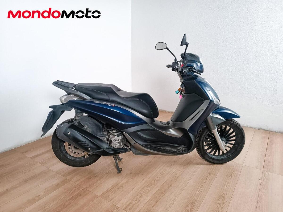 Vendo Piaggio Beverly 300 S ABS ASR 2021 24 Usata A Rozzano Codice