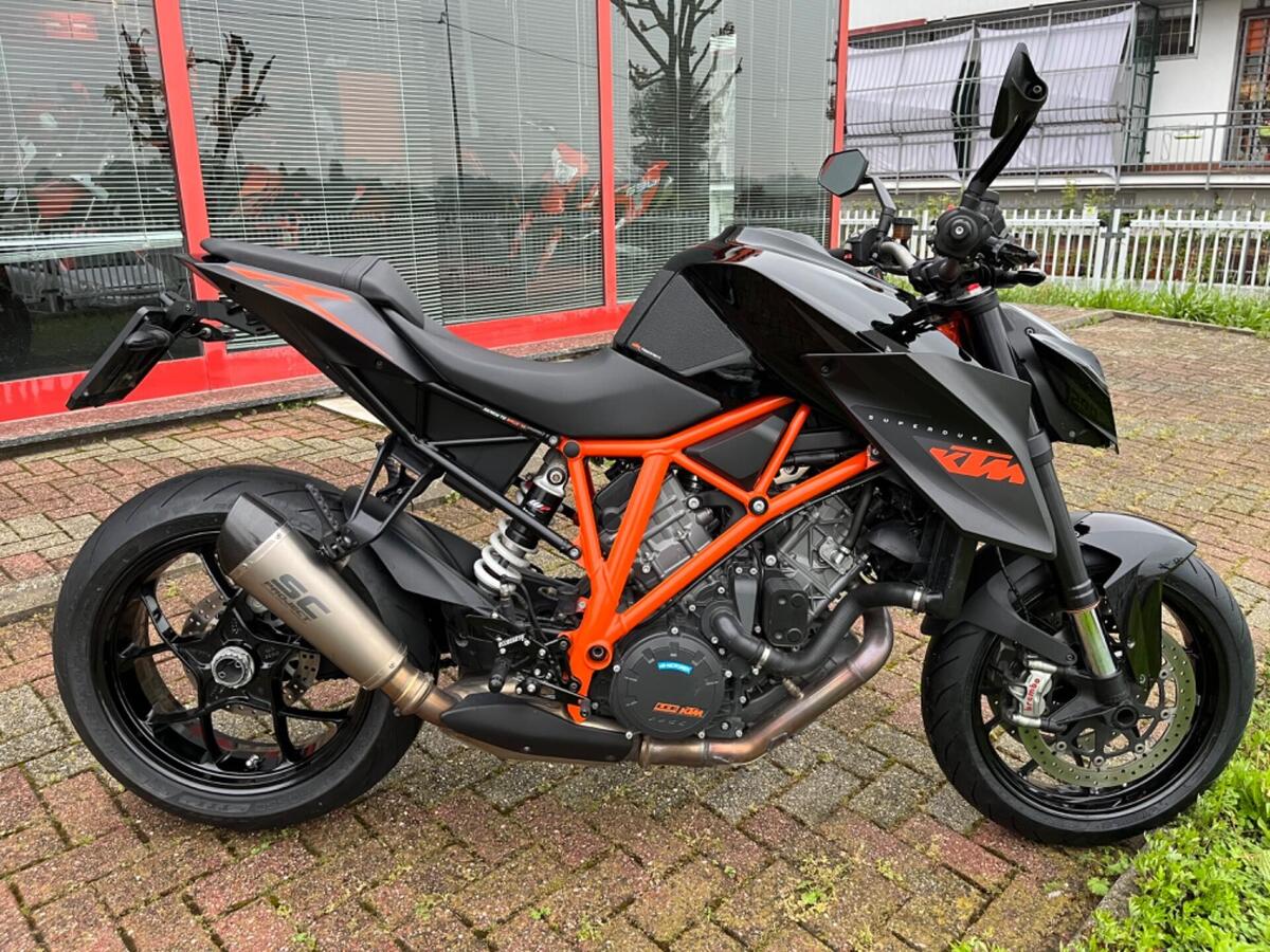 Vendo Ktm Super Duke R Abs Usata A Tortona Codice