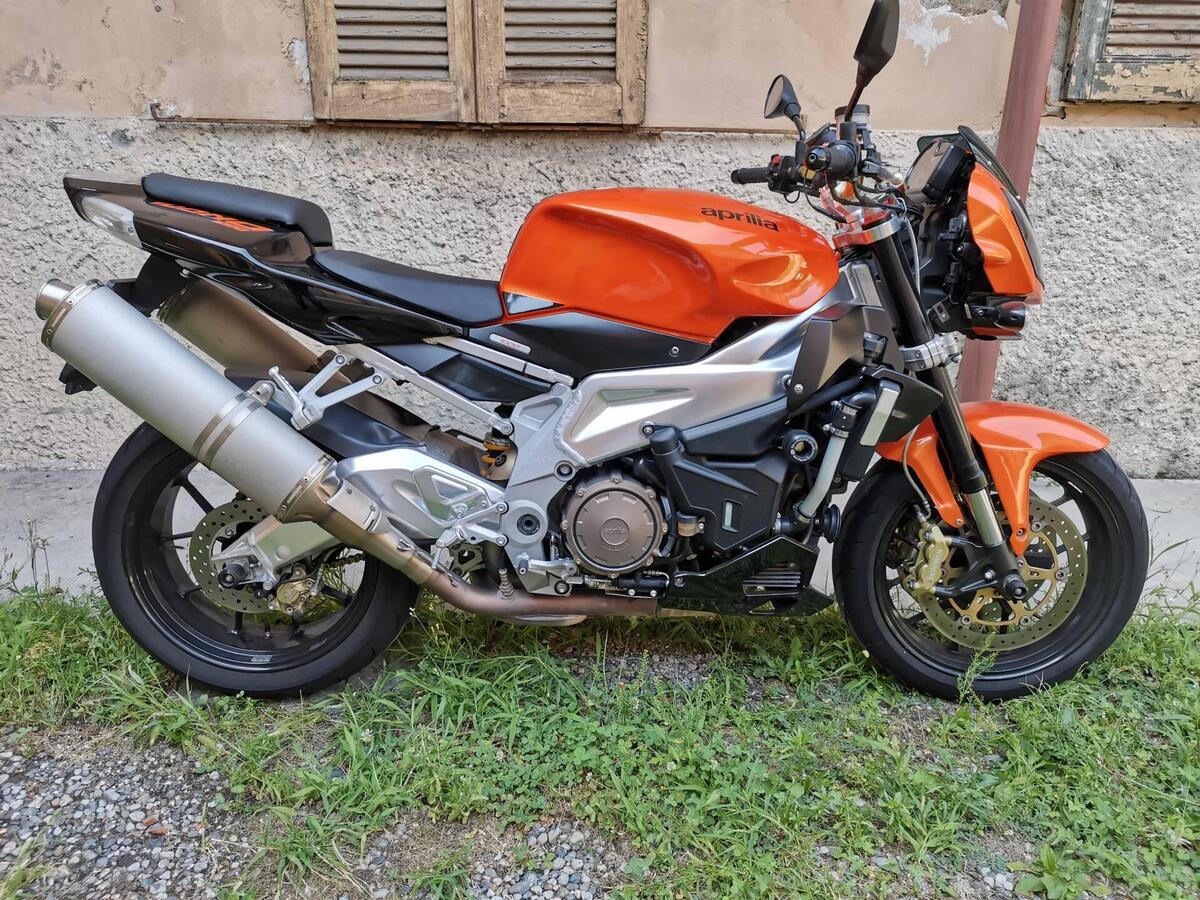 Vendo Aprilia Tuono 1000 R 2006 10 Usata A Cesano Maderno Codice