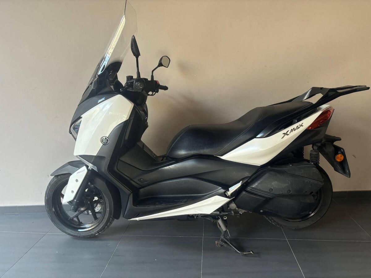 Vendo Yamaha X Max Abs Usata A Salerno Codice