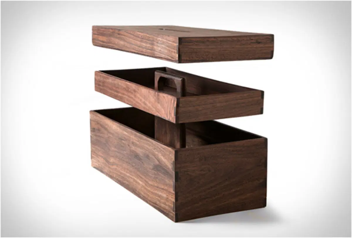 Reclaimed Tropical Walnut: cassetta degli attrezzi, con stile (2)