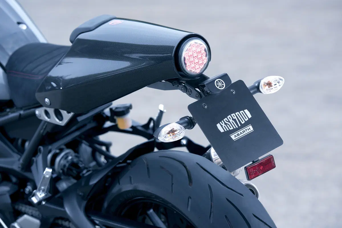 Yamaha XSR 900 Abarth. La café racer per pochi (4)