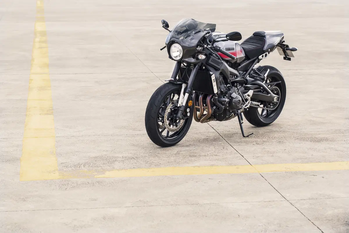 Yamaha XSR 900 Abarth. La café racer per pochi (9)