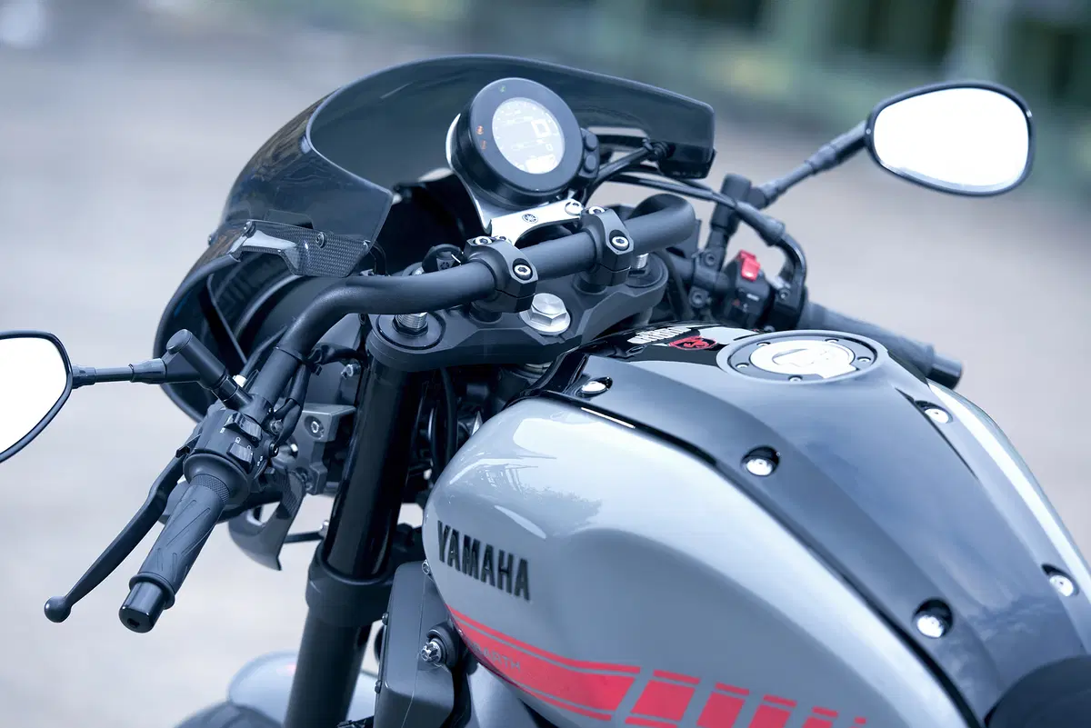Yamaha XSR 900 Abarth. La café racer per pochi (13)