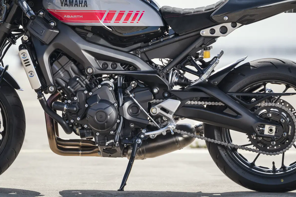 Yamaha XSR 900 Abarth. La café racer per pochi (22)