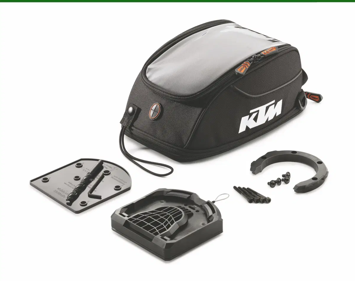 KTM PowerWear e PowerParts Street 2017 (12)