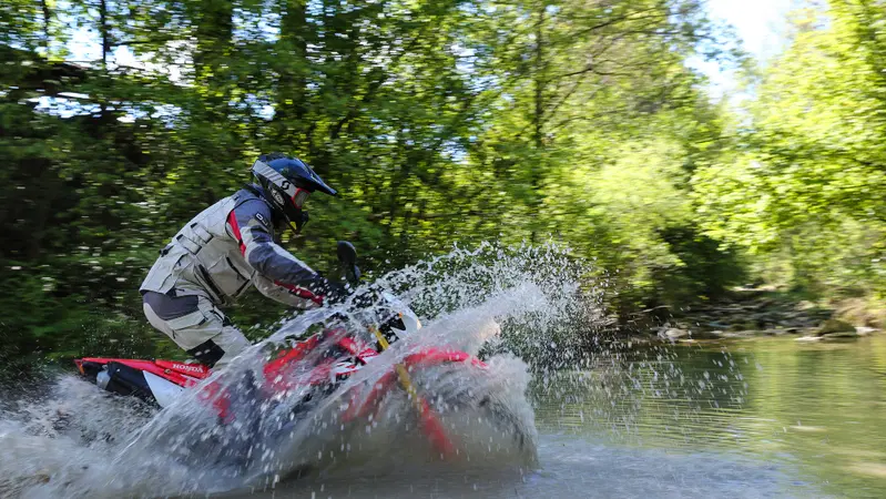 Honda CRF 250 L. L'enduro non &egrave; mai stato cos&igrave; facile