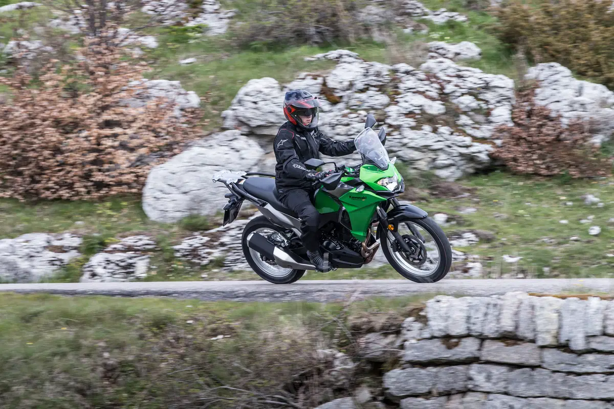 Prova Kawasaki Versys-X 300: Piccola e versatile (49)