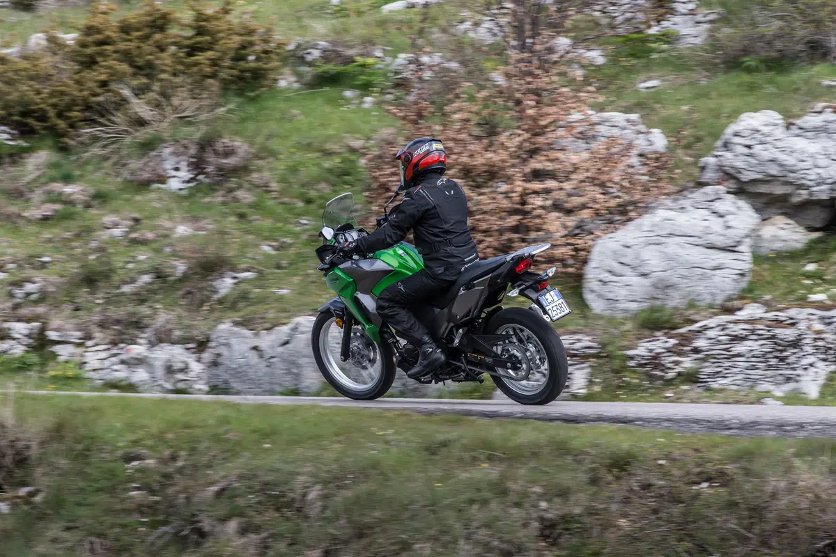 Prova Kawasaki Versys-X 300: Piccola e versatile (51)