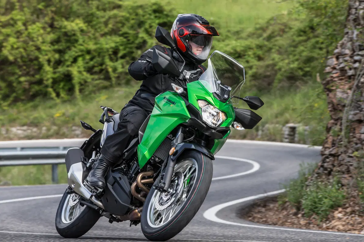 Prova Kawasaki Versys-X 300: Piccola e versatile (52)
