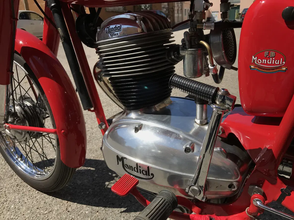 Mondial e Panhard, un'esclusiva collezione privata (32)