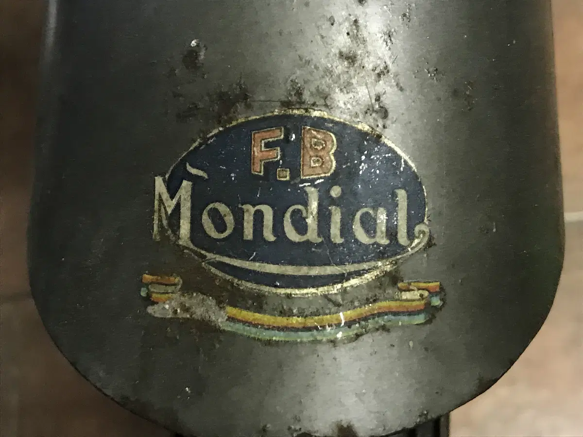 Mondial e Panhard, un'esclusiva collezione privata (42)