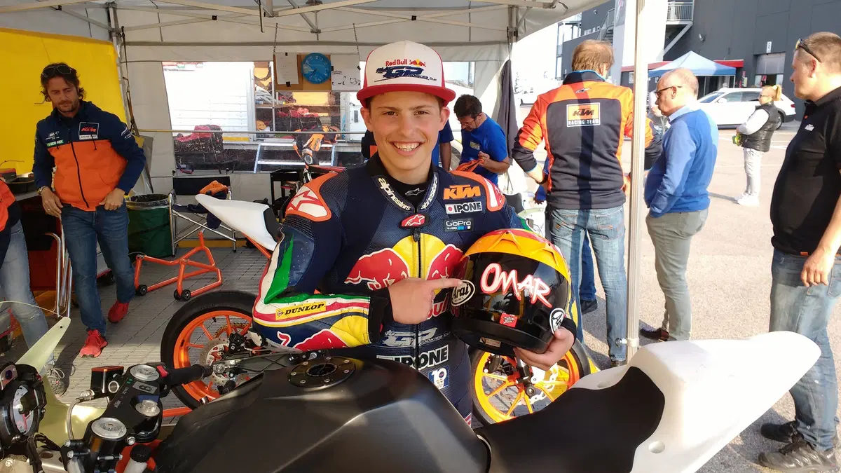 Omar Bonoli: talento italiano con KTM al CIV e alla Red Bull MotoGP Rookies Cup (3)