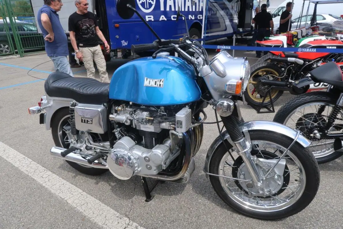 ASI Motoshow 2017, moto e campioni in pista (27)