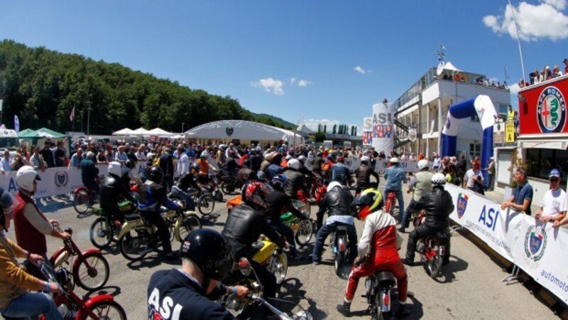 ASI Motoshow 2017, moto e campioni in pista