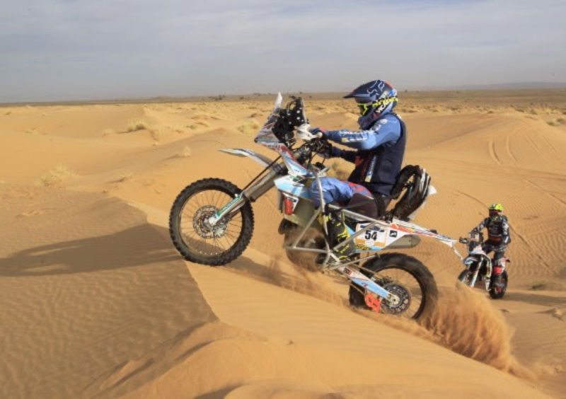 Storica impresa per Nicola Dutto: il pilota taglia il traguardo del Merzouga Rally