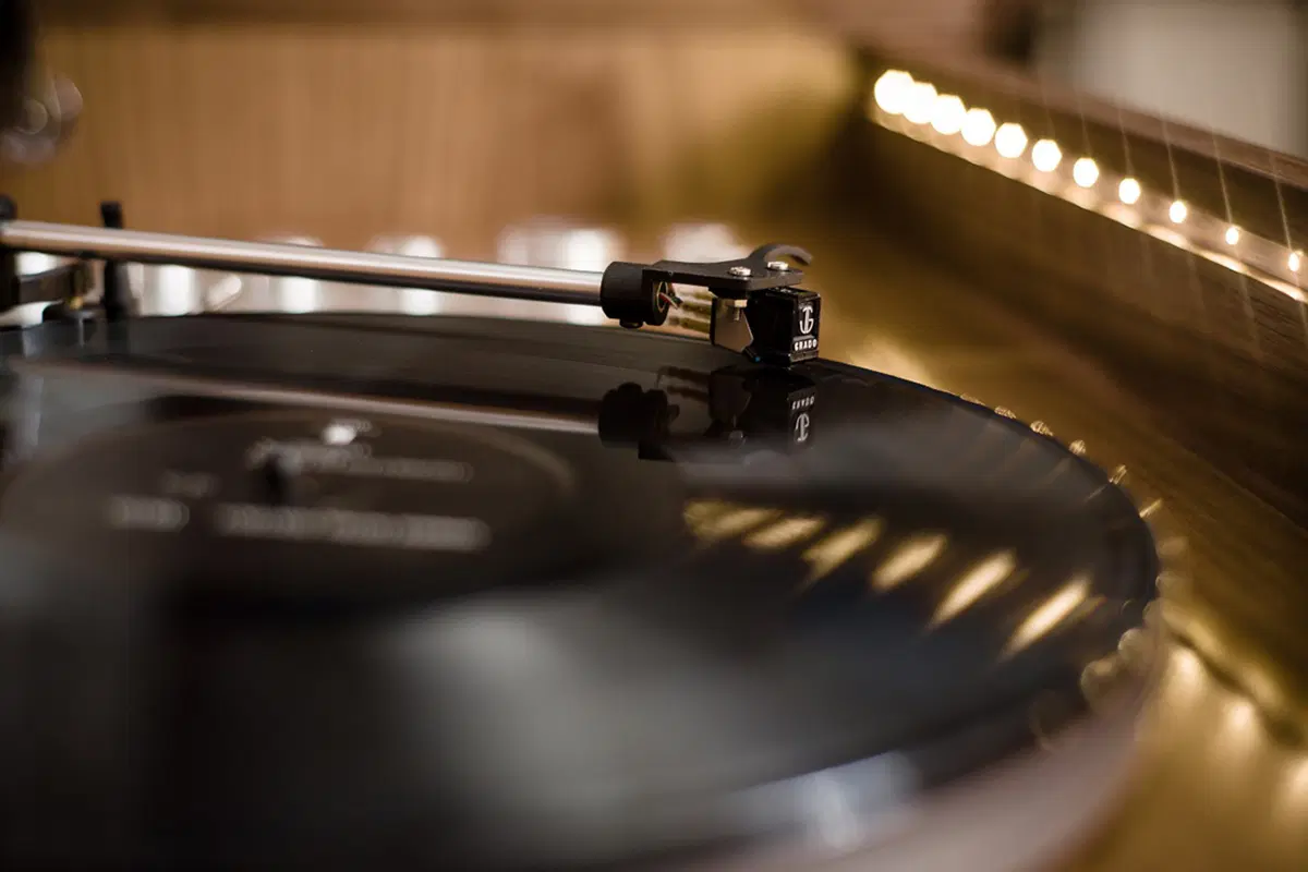 Wrensilva Standard One, lo stereo che diventa oggetto d'arredo (3)