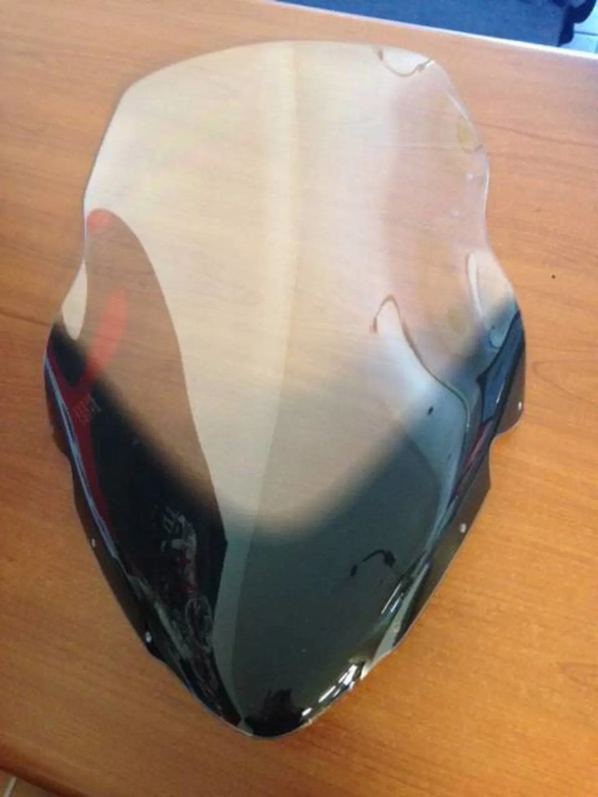 parabrezza originale tmax Yamaha (2)