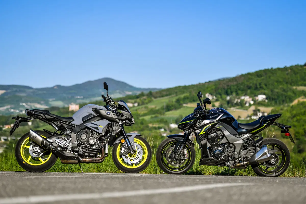 Yamaha MT-10 VS Kawasaki Z1000R: 2 nude con 300 cavalli (23)