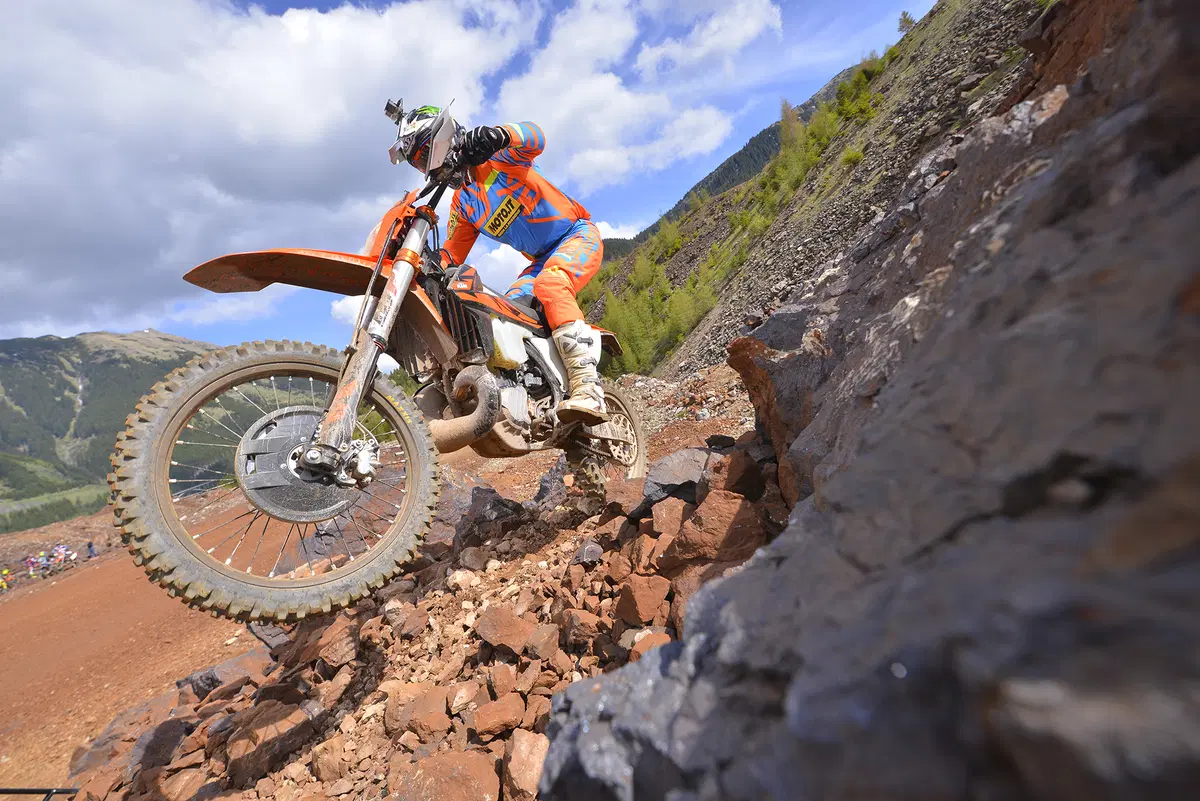 KTM EXC TPI 250 e 300  2018. Le prime 2T a iniezione (9)