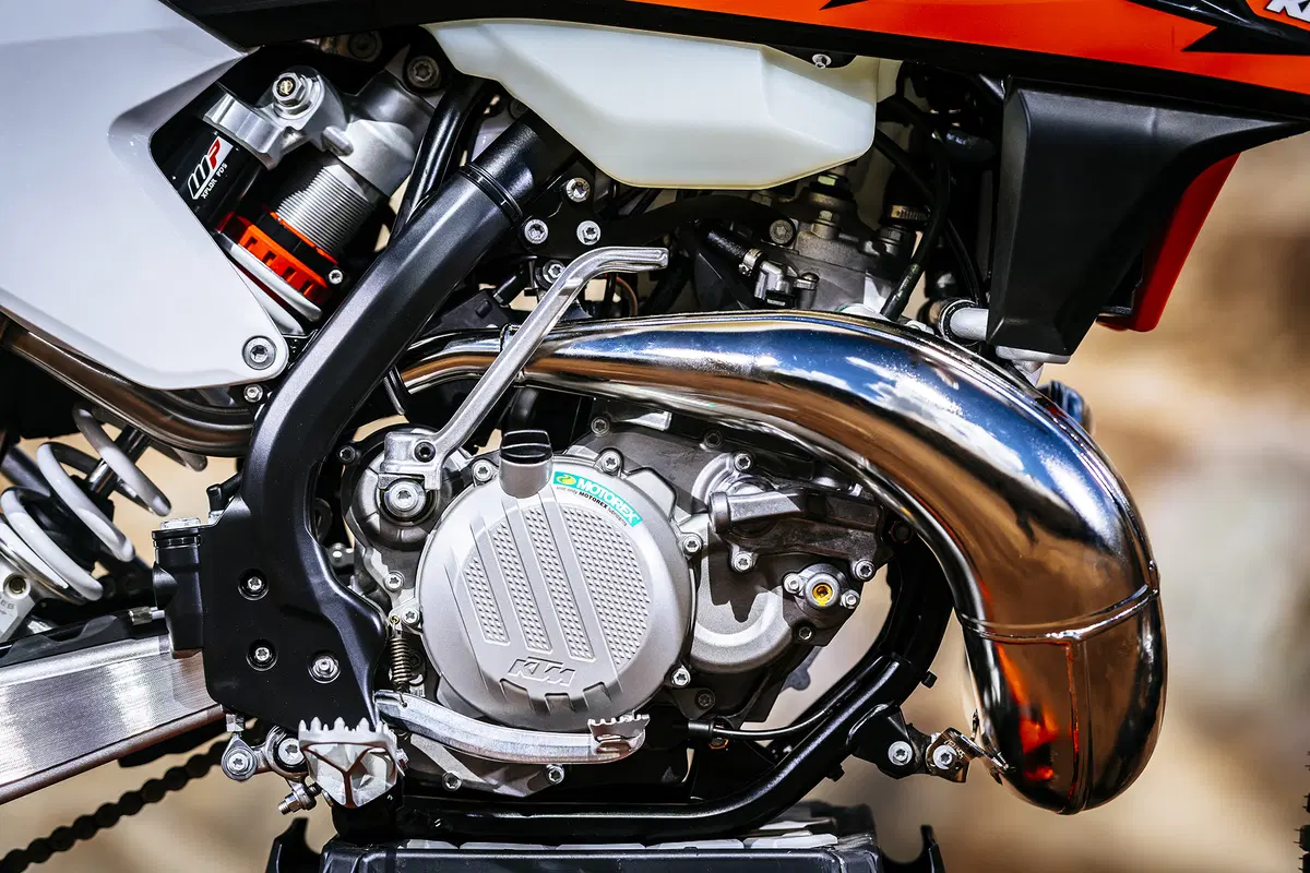 KTM EXC TPI 250 e 300  2018. Le prime 2T a iniezione (28)