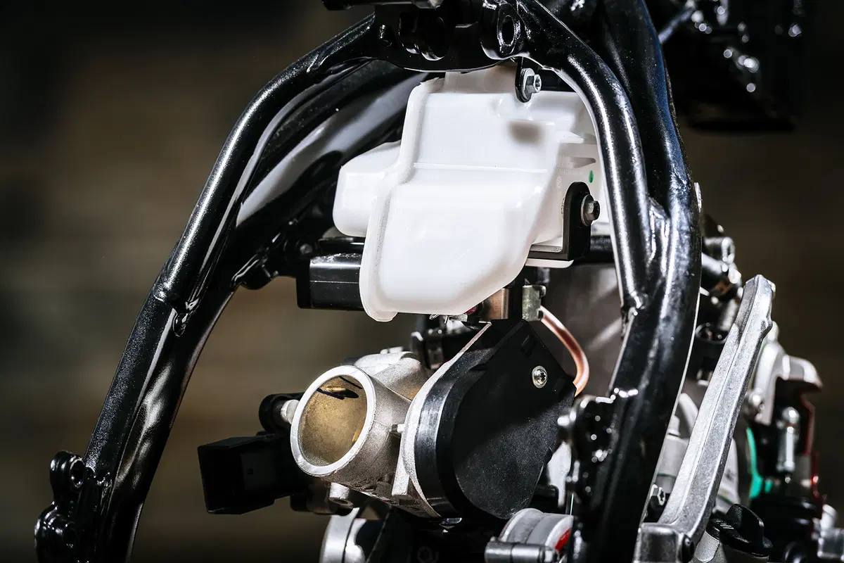 KTM EXC TPI 250 e 300  2018. Le prime 2T a iniezione (26)