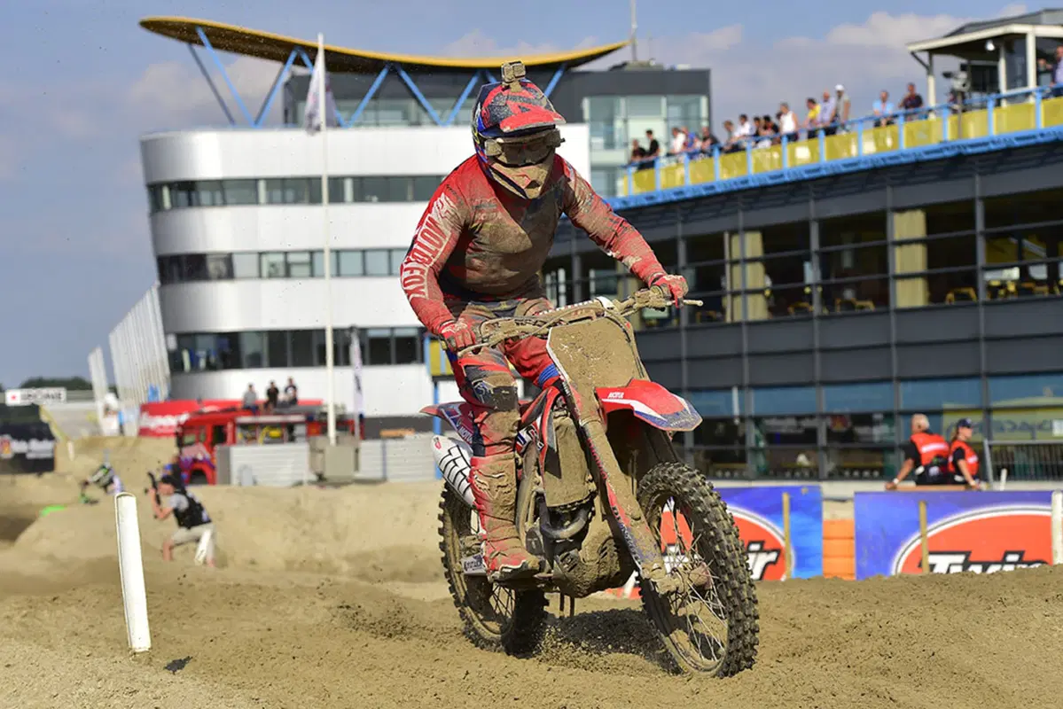 Febvre campione MXGP 2015. Simpson e Gajser vincono ad Assen (8)