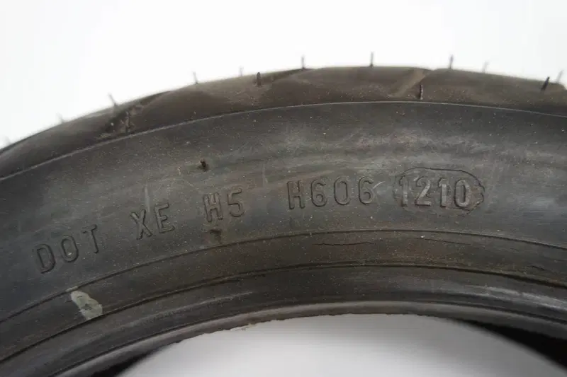 Pirelli Diablo Scooter (6)