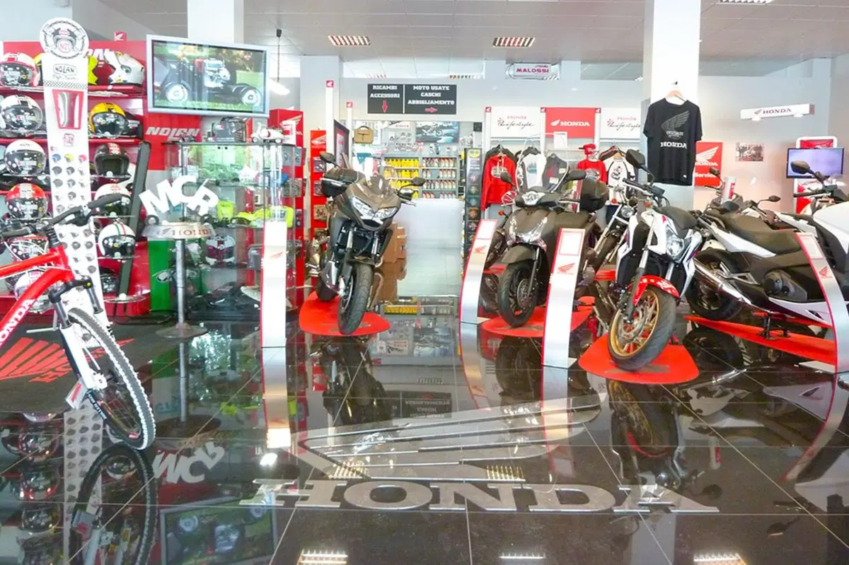 M.C.R. Group compie 40 anni (5)
