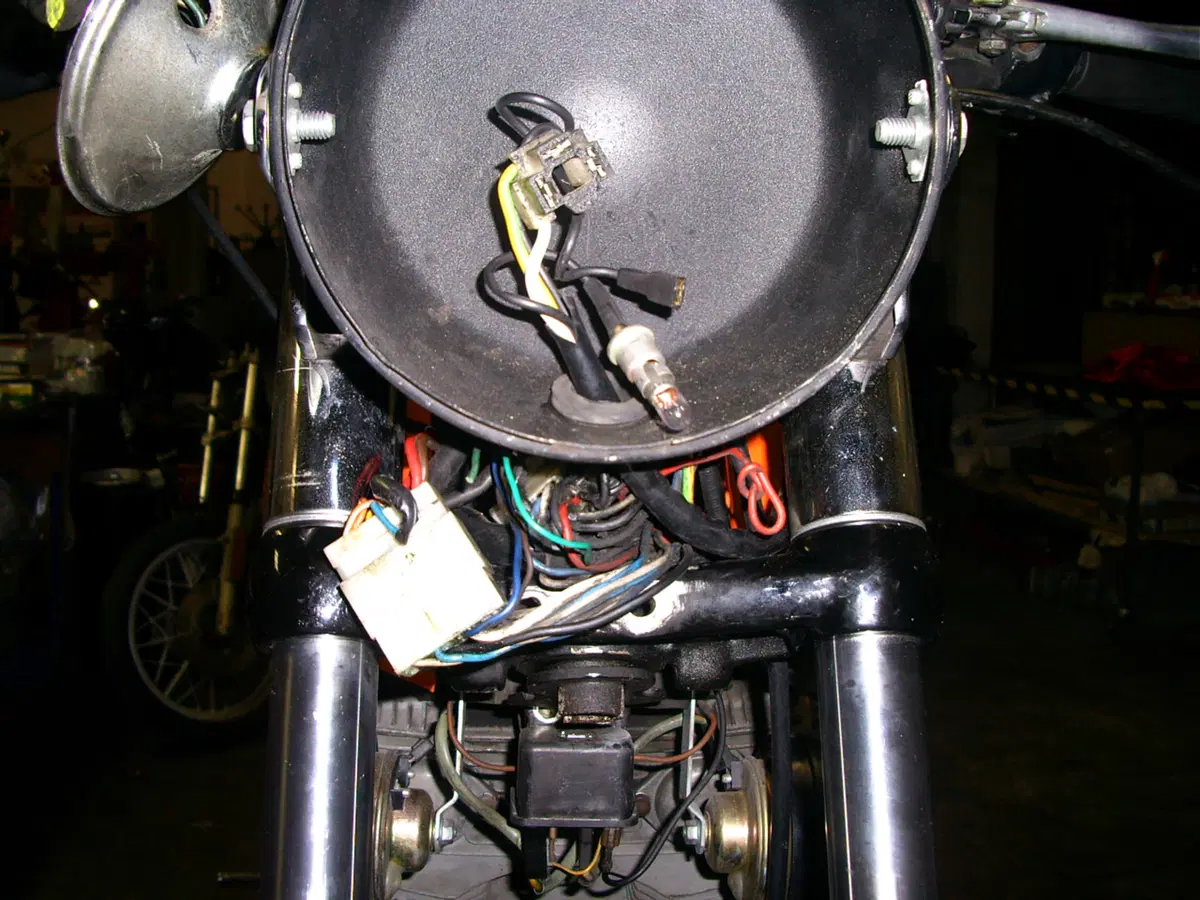 Restaurando, ottava puntata: Laverda 750 SF (16)
