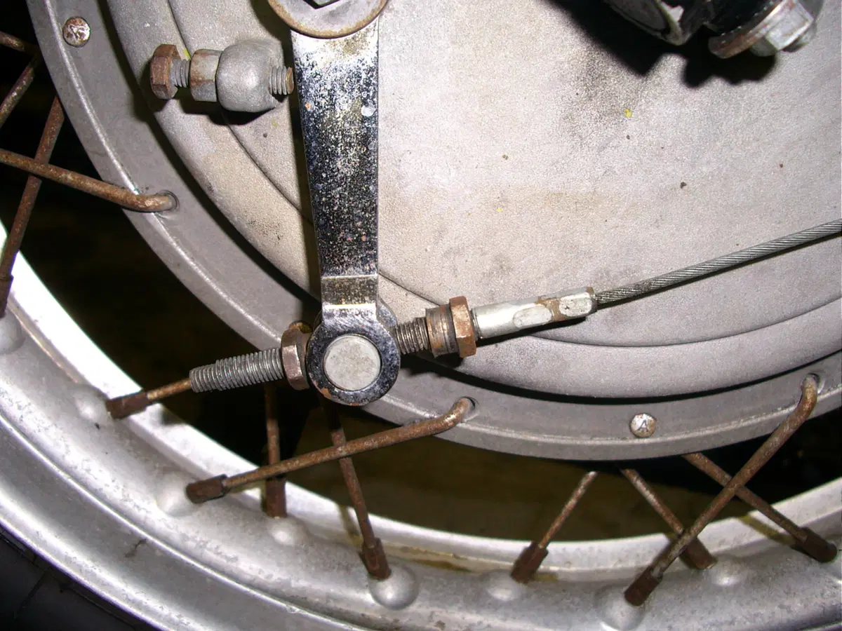 Restaurando, ottava puntata: Laverda 750 SF (26)