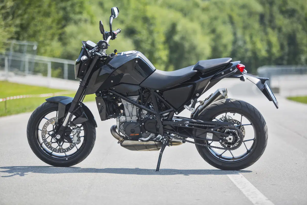 KTM 690 Duke 2016: test esclusivo! (8)