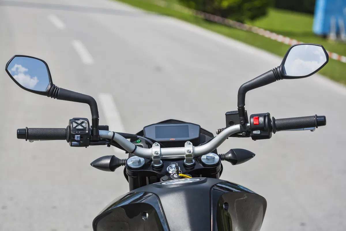 KTM 690 Duke 2016: test esclusivo! (11)