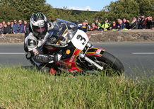 Classic TT: F1/F2, vincono Dunlop e Kneen. 350 a Rutter