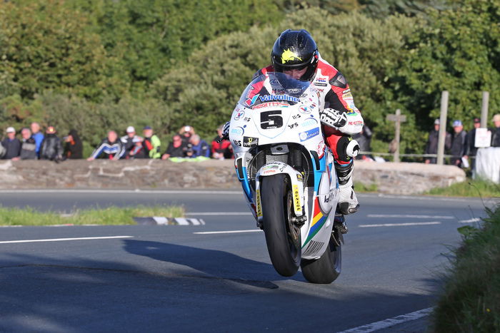 Bruce Anstey su Yamaha YZR 500