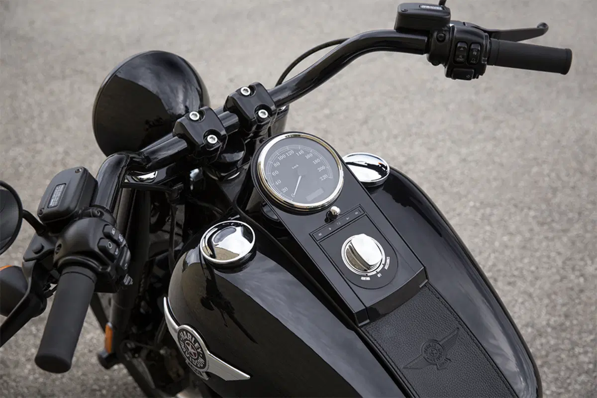 Harley-Davidson Softail 1800 Fat Boy S (2015 - 17) - FLSTFS (7)