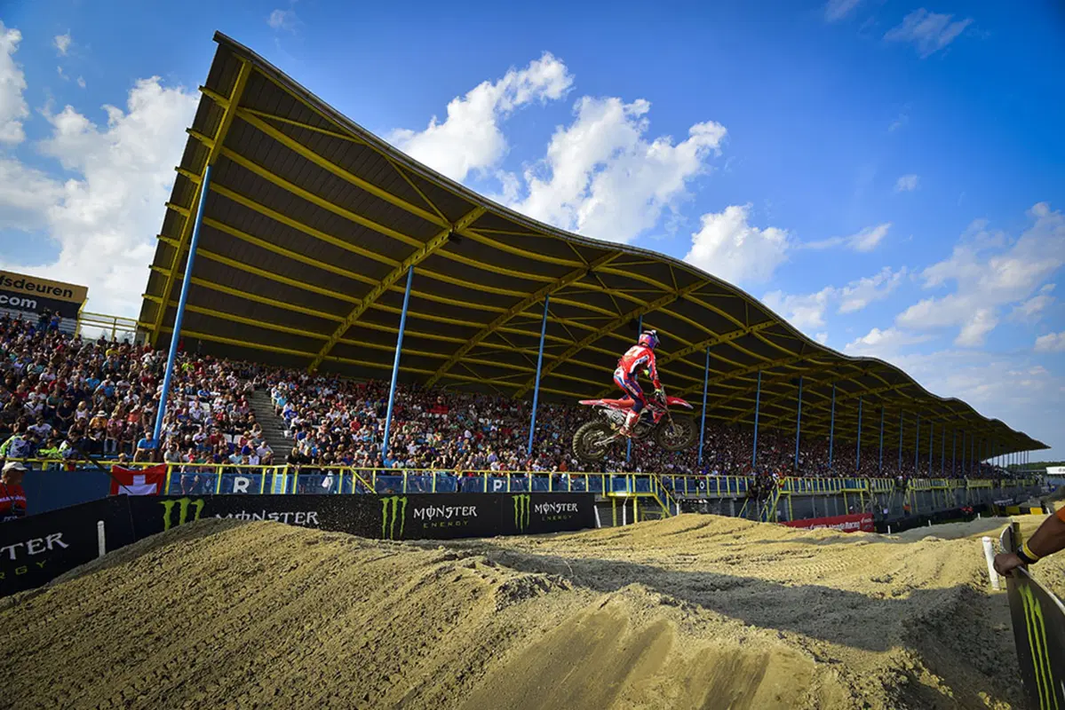 MXGP 2015, Assen. Le foto più spettacolari del GP d'Olanda (38)