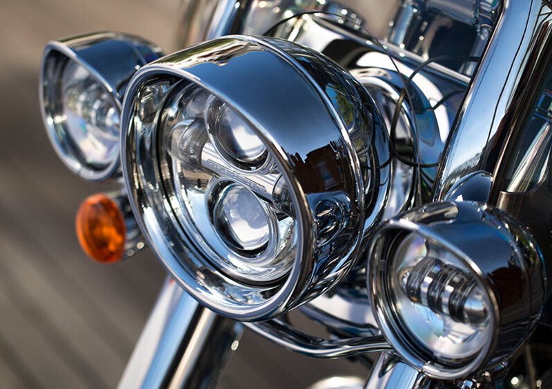 Harley-Davidson CVO - Custom Vehicle Operations 1800 Deluxe (2014 - 15) - FLSTNSE (10)