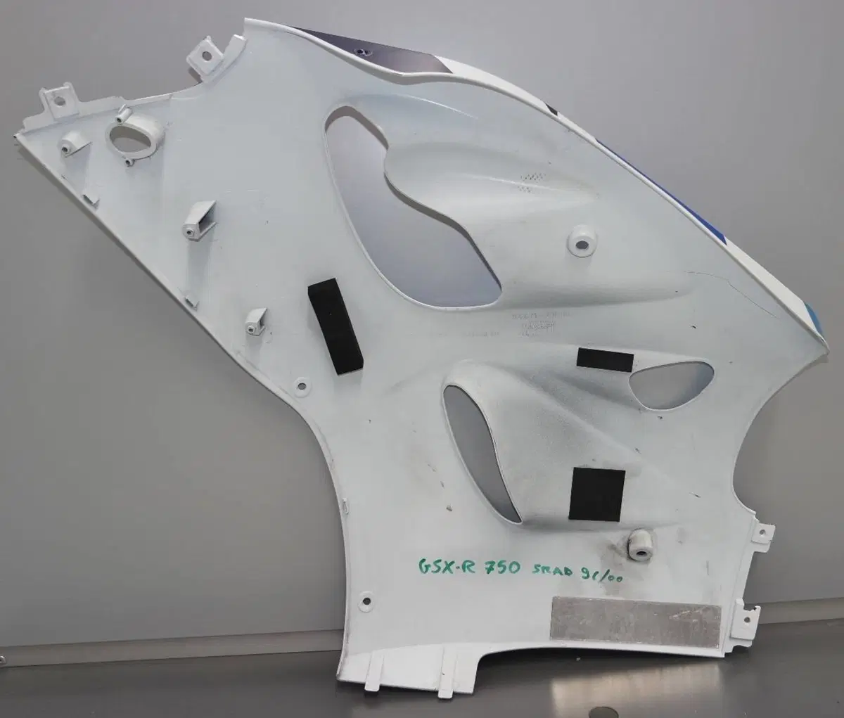 Fianco Carena DX GSXR750 Suzuki (3)