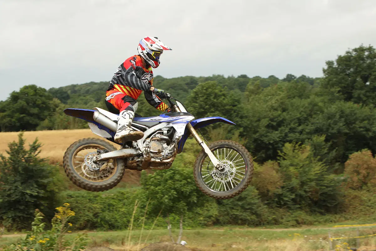 Yamaha YZ-F 250 e 450 2016 (8)