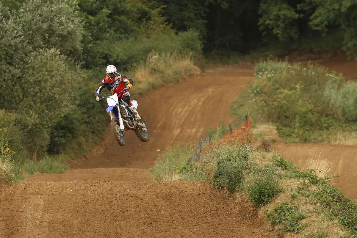 Yamaha YZ-F 250 e 450 2016 (11)