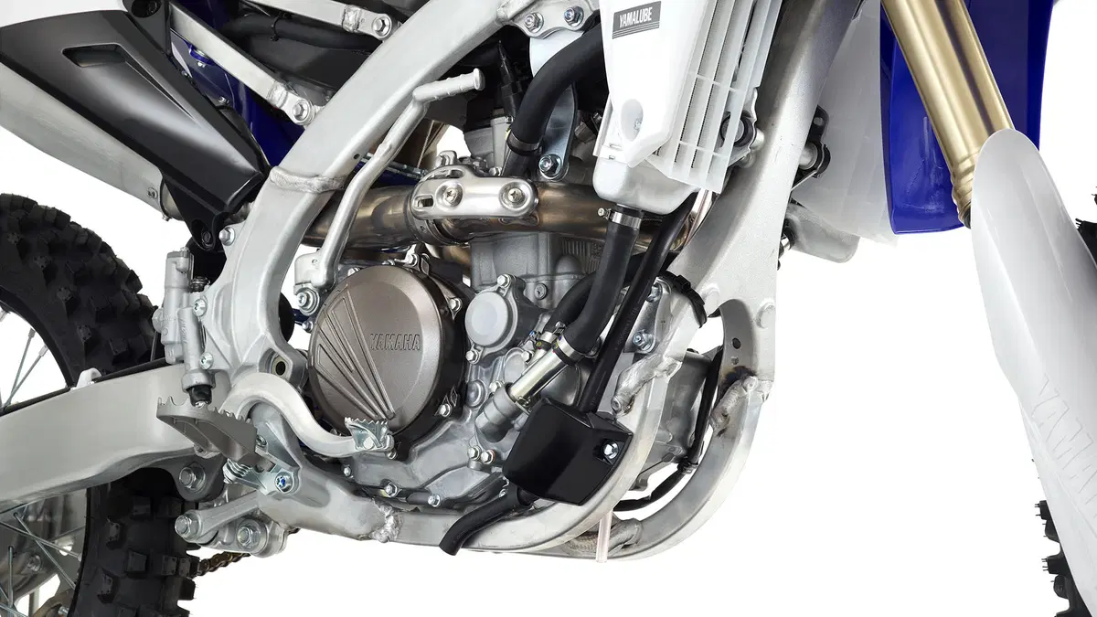 Yamaha YZ-F 250 e 450 2016 (22)